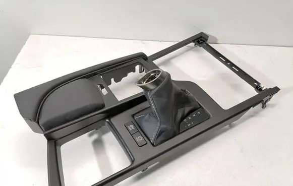 Lexus ES 250 - 300 - 330 Center console 5880533840