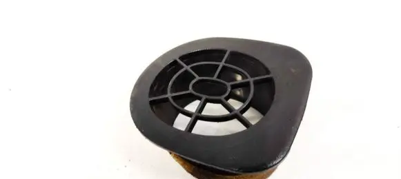 Hyundai Santa Fe Dash center air vent grill