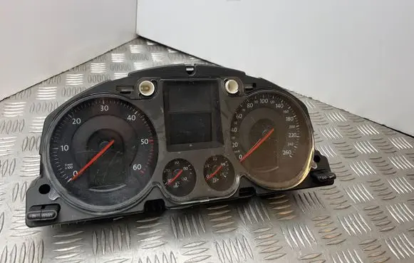 Volkswagen PASSAT B6 Speedometer (instrument cluster) A2C53145550