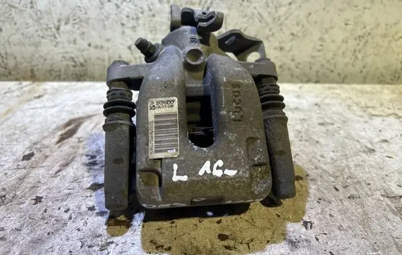 Peugeot 2008 I Rear brake caliper