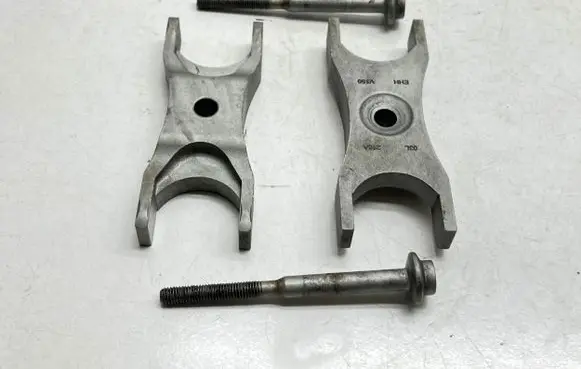 Volkswagen Caddy Fuel Injector clamp holder 216A V150