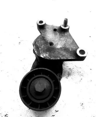 Mitsubishi Outlander Generator/alternator belt tensioner 825809