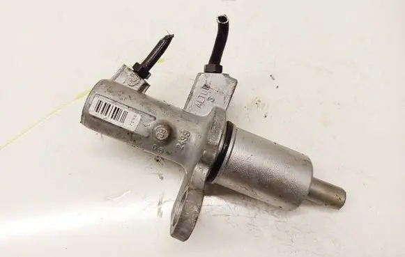 Audi A6 S6 C6 4F Master brake cylinder 