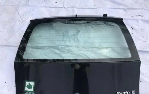 Fiat Punto (188) Tailgate/trunk/boot lid juodas