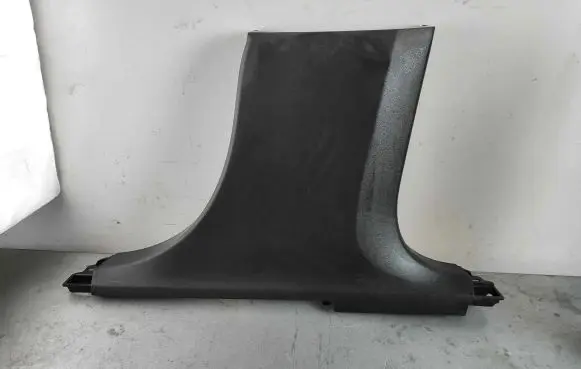 Volvo XC90 (B) pillar trim (bottom) 31363586