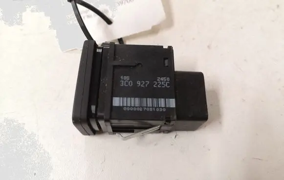 Volkswagen PASSAT B6 Hand parking brake switch 3C0927225C
