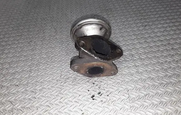 Audi A6 S6 C4 4A EGR valve 046131503