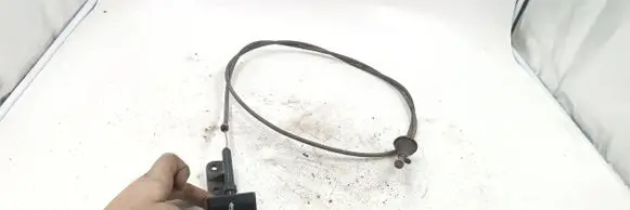 Ford Maverick Engine bonnet/hood lock release cable 