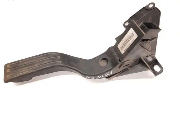 Ford Mondeo Mk III Accelerator throttle pedal 2S719F836DA