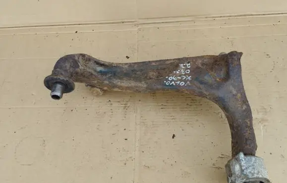 Volvo XC90 Rear upper control arm/wishbone 8634887