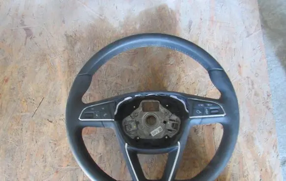 Seat Leon (5F) Steering wheel