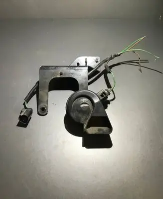 Audi A6 S6 C6 4F Horn signal 6033FB1528 4F0951229