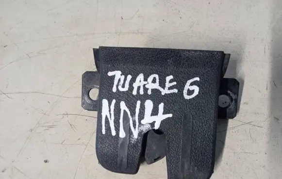 Volkswagen Touareg I Tailgate/trunk/boot lock/catch/latch
