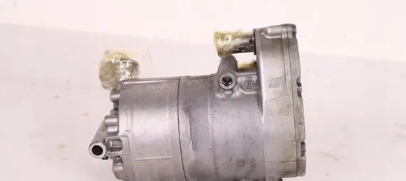 Volvo XC90 Air conditioning (A/C) compressor (pump) 32260522