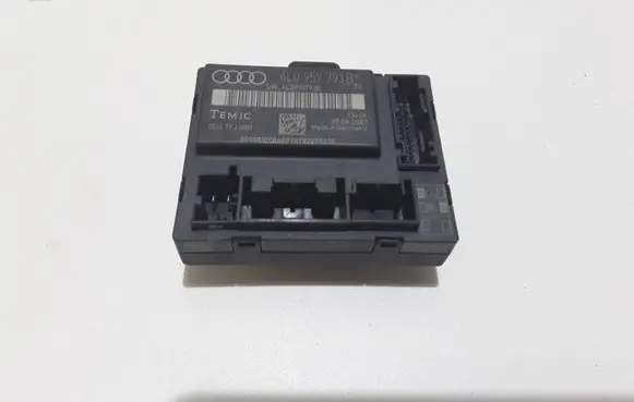 Audi Q7 4L Comfort/convenience module 4L0959793B 4L0910793B 0033TFJ0001