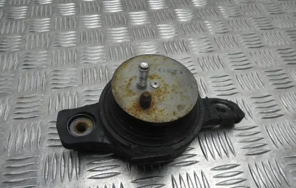 Subaru Forester SJ Engine mount bracket 41022FJ020