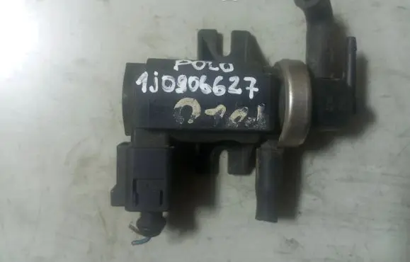Volkswagen Polo IV 9N3 Turbo solenoid valve 1J0906627