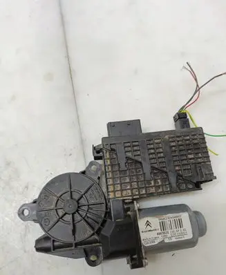 Citroen C4 I Picasso Front door window regulator motor 9682495880 400963E