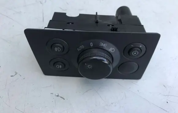 Opel Zafira B Light switch 13205872