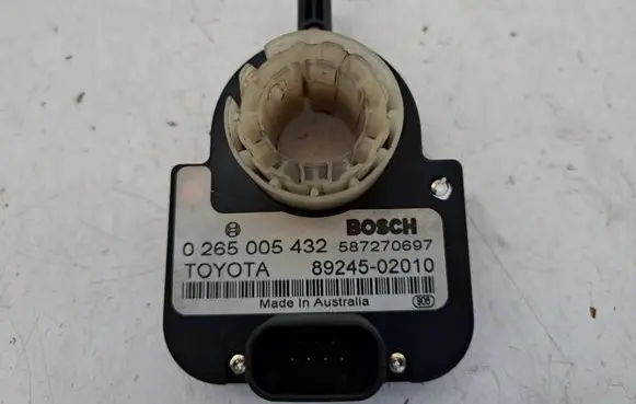 Toyota Avensis T250 Steering angle sensor 0265005432 8924502010 587270697