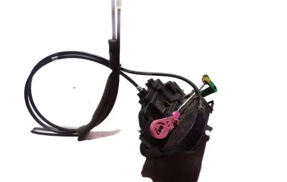 Nissan Pathfinder R51 Front door lock