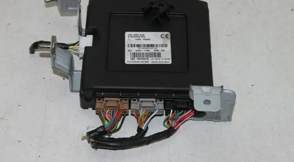 KIA Sportage Central body control module 95400F1550