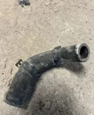 Mitsubishi Colt Engine coolant pipe/hose
