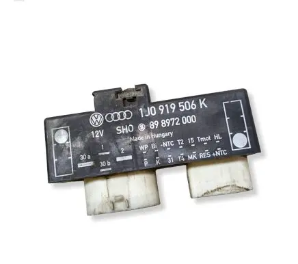Volkswagen Golf IV Coolant fan relay 1J0919506K 898972000