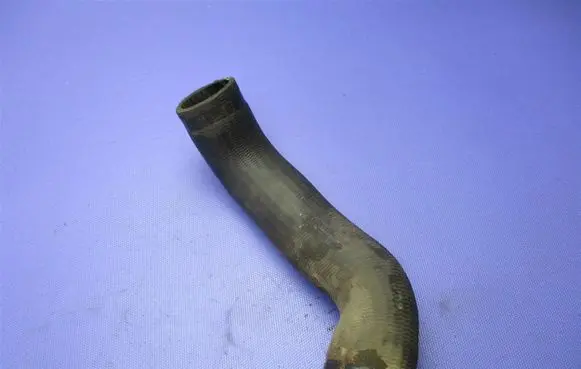 Nissan Almera Tino Engine coolant pipe/hose
