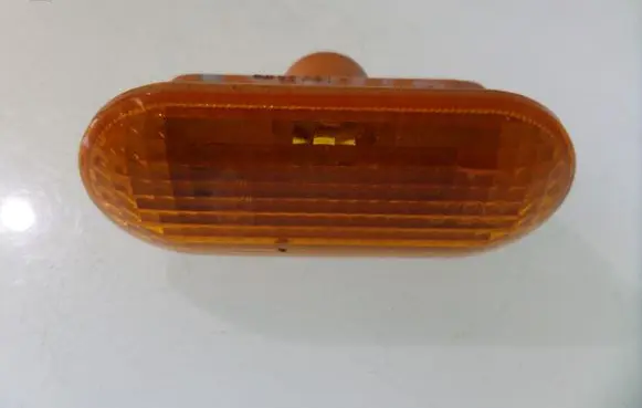 Ford Focus C-MAX Front fender indicator light 2S6A13K354AD