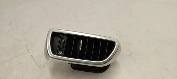 Porsche Cayenne (92A) Dashboard side air vent grill/cover trim 7p5819703a