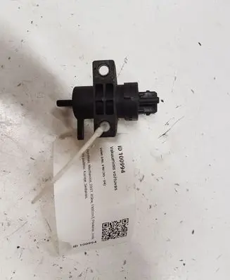 Vacuum valve
