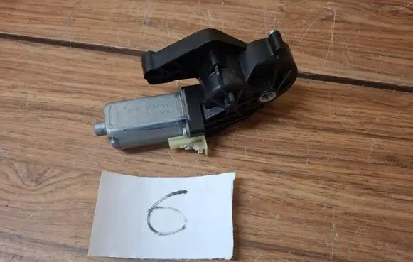 Mercedes-Benz GLS X166 Seat adjustment motor 82664999