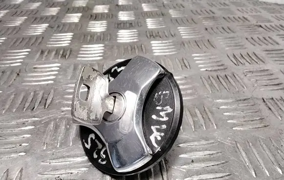 BMW 3 E36 Fuel tank filler cap 