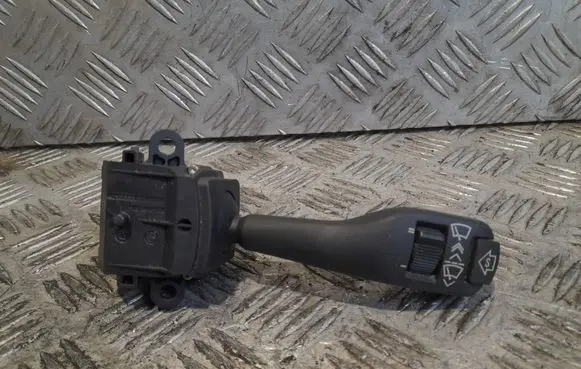 BMW 5 E39 Wiper control stalk 83754070 01204010