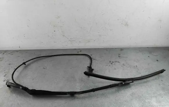 Volvo XC40 Front wiper blade arm 31457316