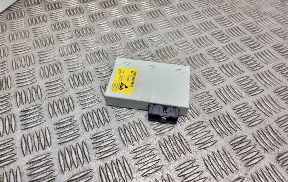 BMW 5 E60 E61 Center console control module 9138969 731216 80059001