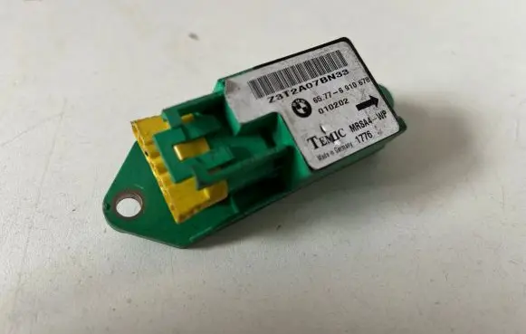BMW 5 E39 Airbag deployment crash/impact sensor 65776910678 010202 Z3T2A07BN33