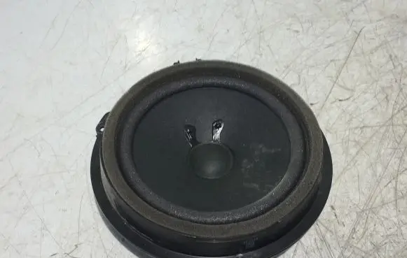 Ford Courier Front door speaker AA6T18808AA 497930