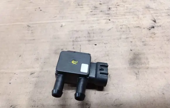 Exhaust gas pressure sensor