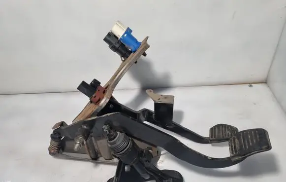 Ford Transit Pedal assembly 8C162450