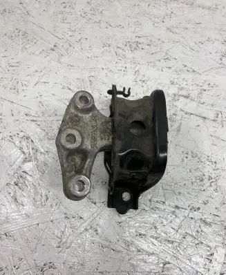 Citroen C4 Cactus Engine mount bracket 9683181180 9681706580