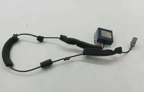 Nissan X-Trail T31 Radio antenna 