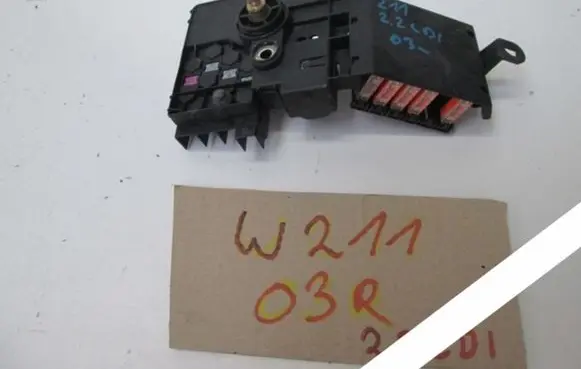 Mercedes-Benz E W211 Fuse box set