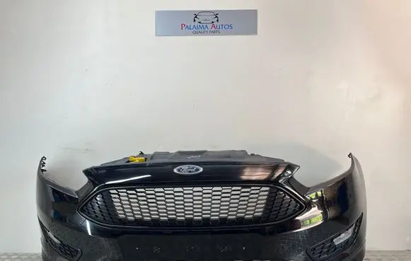 Ford Focus Front bumper F1EB17757