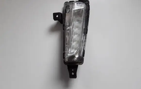 Suzuki Vitara (LY) Front fog light W1378