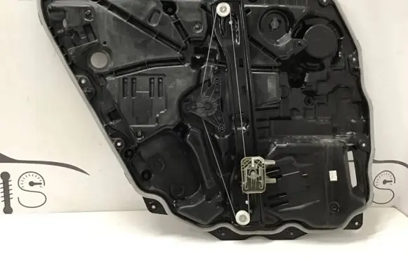 Mercedes-Benz EQS X296 Rear window lifting mechanism without motor