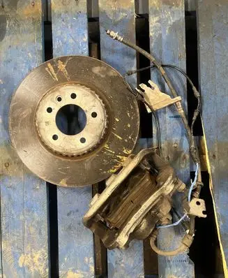 Land Rover Defender Brake discs and calipers set lpla1027ac