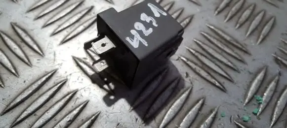 Peugeot 106 Other relay 2042103 73385