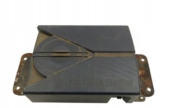 Suzuki Grand Vitara I Subwoofer speaker 